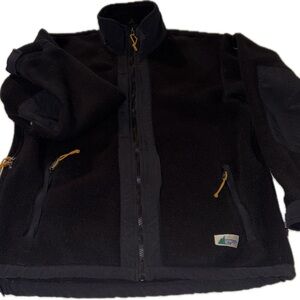 Vintage Women or Men’s Black Fleece Jacket